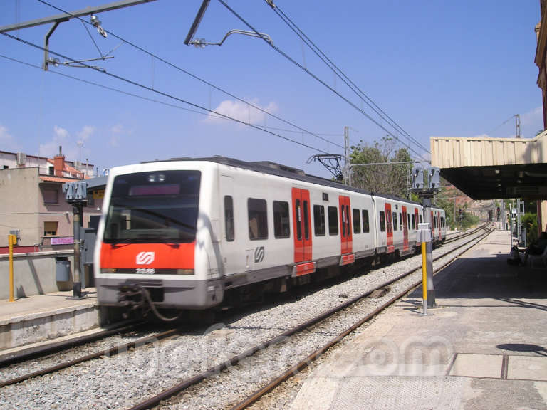 FGC Martorell Vila - Agost 2004