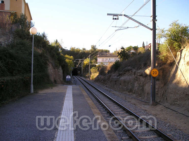 FGC Can Parellada - Novembre 2004