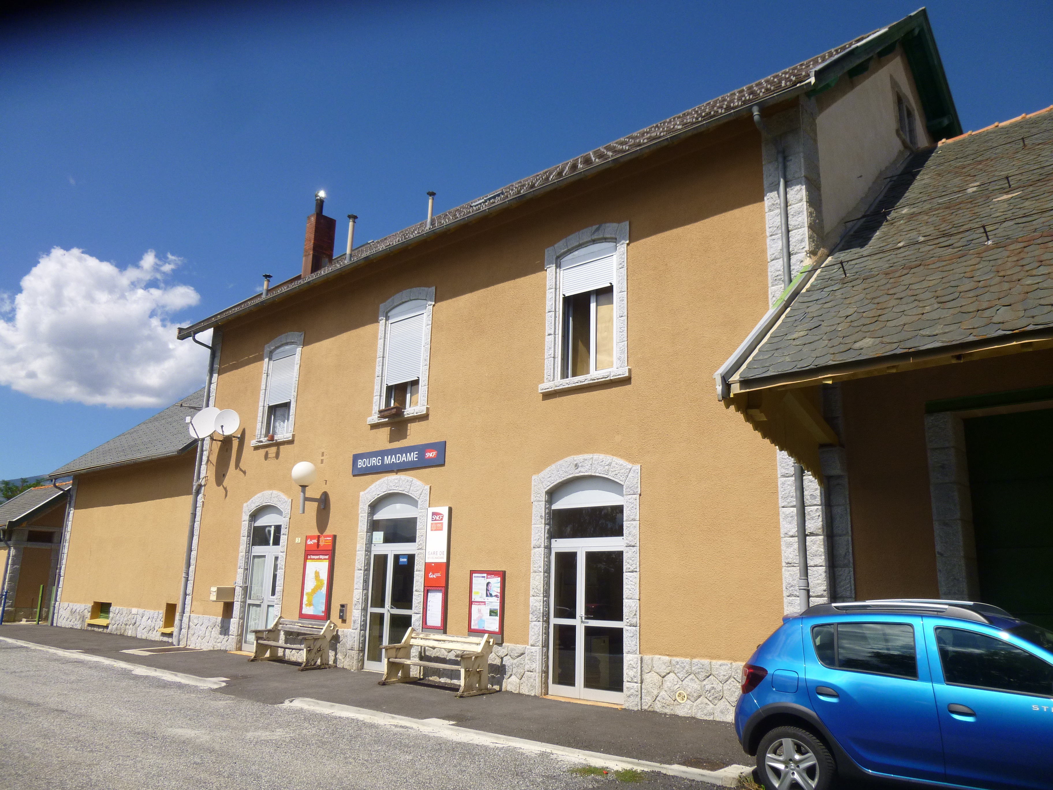 SNCF: La Guingueta d'Ix (Bourg-Madame)