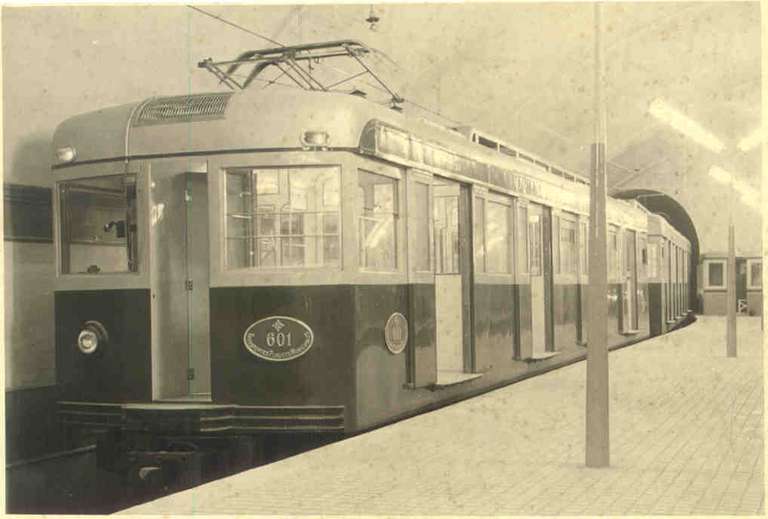 Metro de Barcelona: trenes serie 600