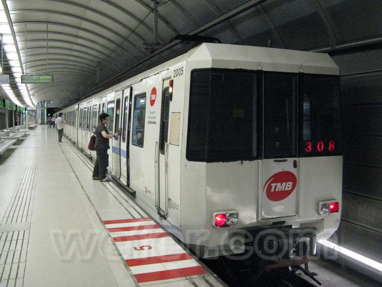 Metro de Barcelona: trenes serie 2000