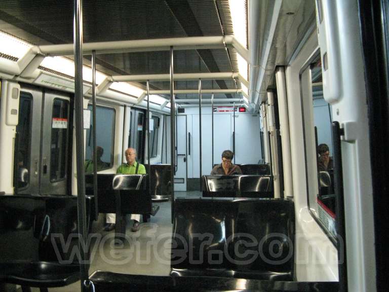 Metro de Barcelona: trenes serie 2000