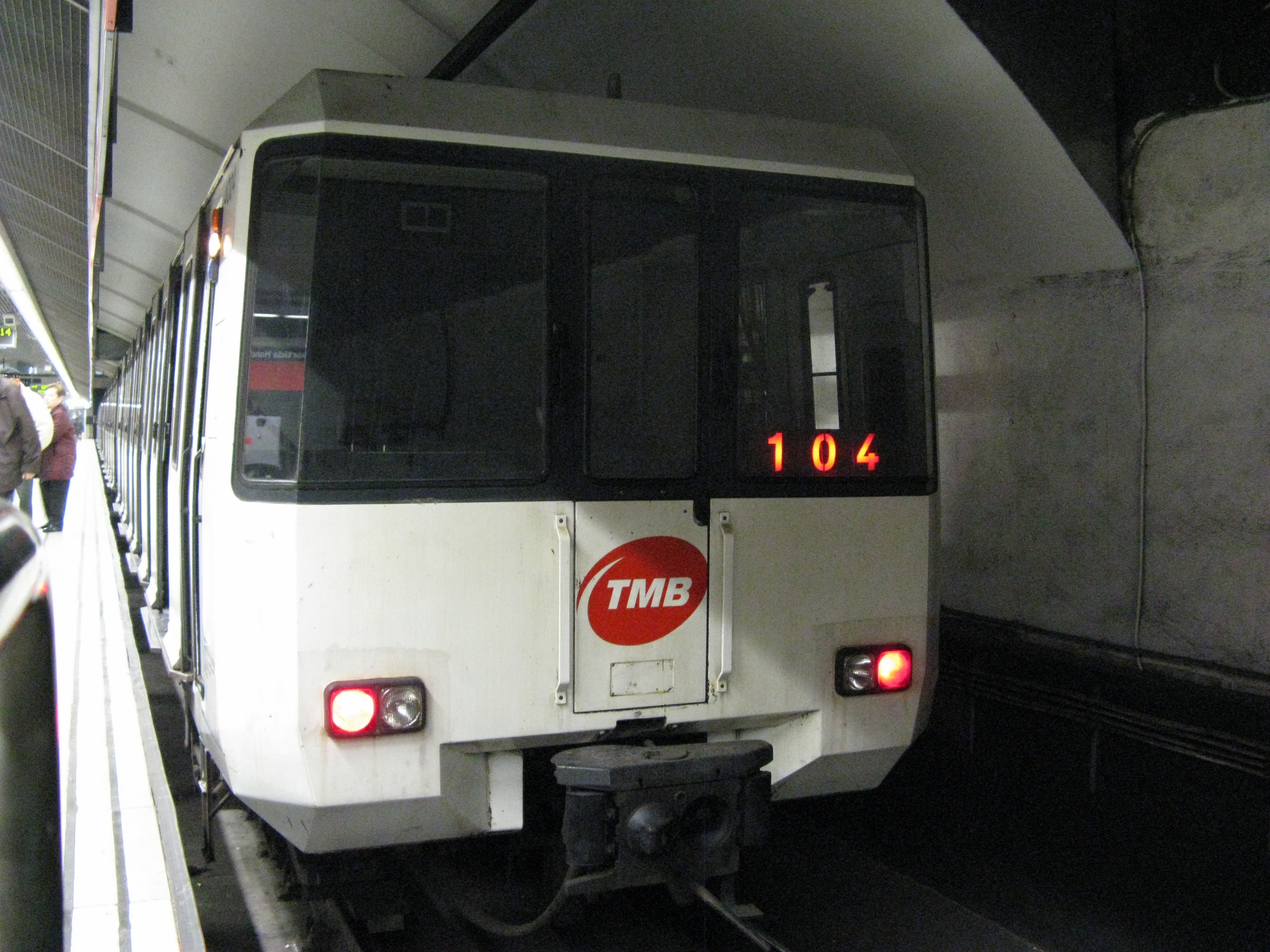 Metro de Barcelona: trenes serie 4000