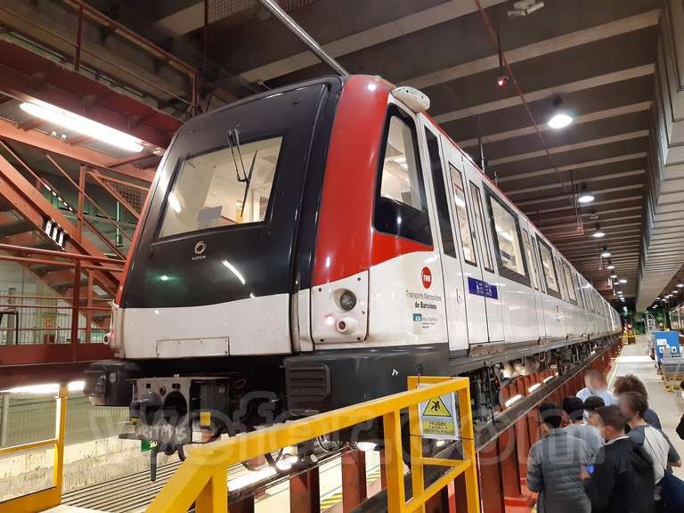 Metro de Barcelona: trenes serie 9000