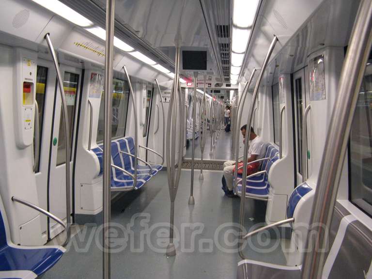 Metro de Barcelona: trenes serie 9000