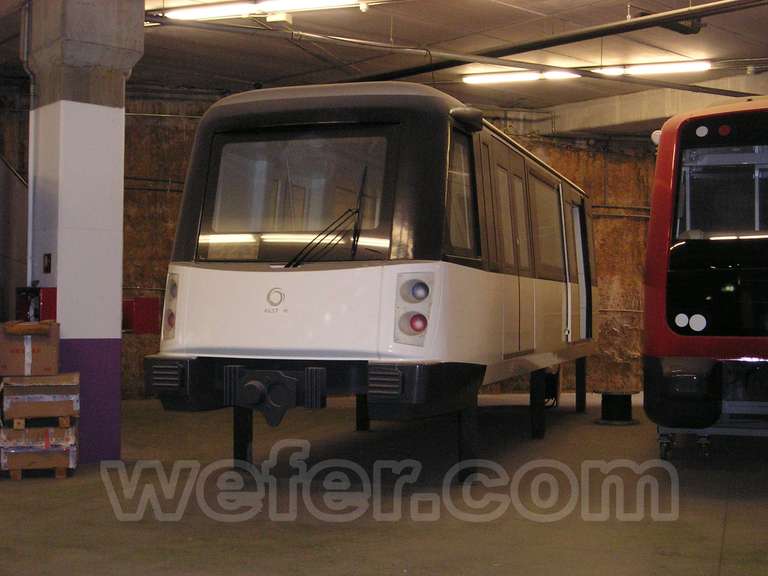 Metro de Barcelona: trenes serie 9000