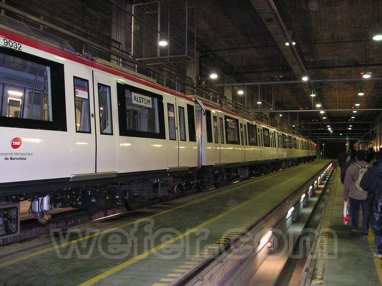 Metro de Barcelona: trenes serie 9000